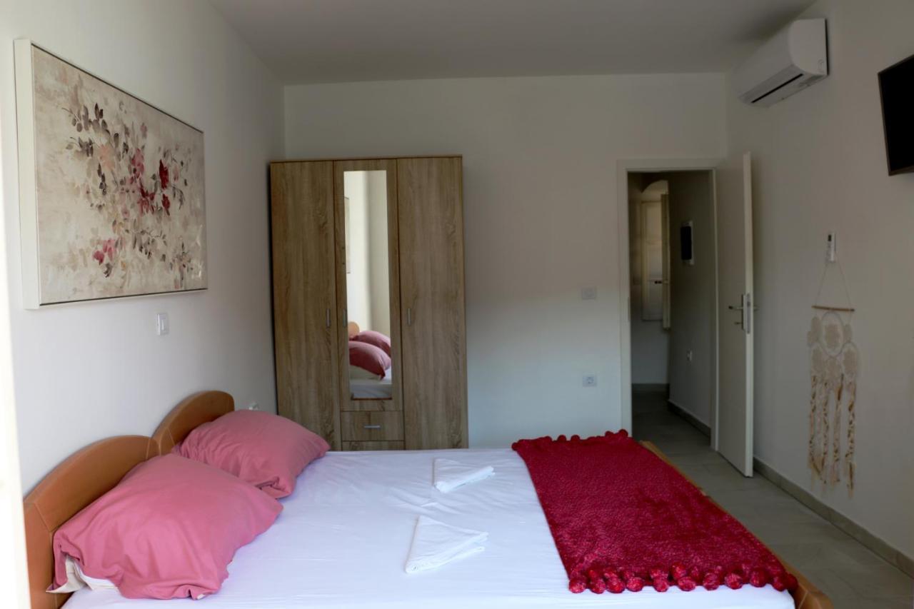 Apartment Penthouse & Apartment Studio Franci Pag Town Exterior foto